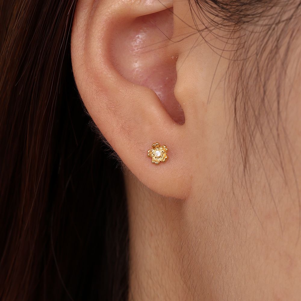Piercing 'Flower'